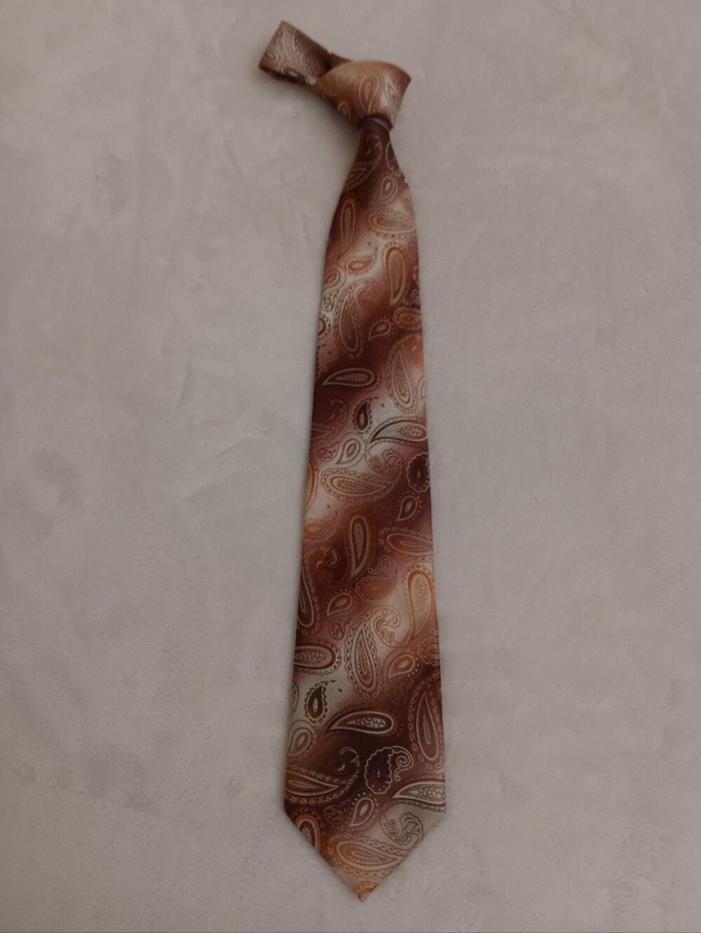 Stacy Adams Classic Brown Paisley Tie for Men - Timeless Formal Style